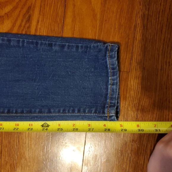 SOLD-Guess Jeans - Picture 8 of 8